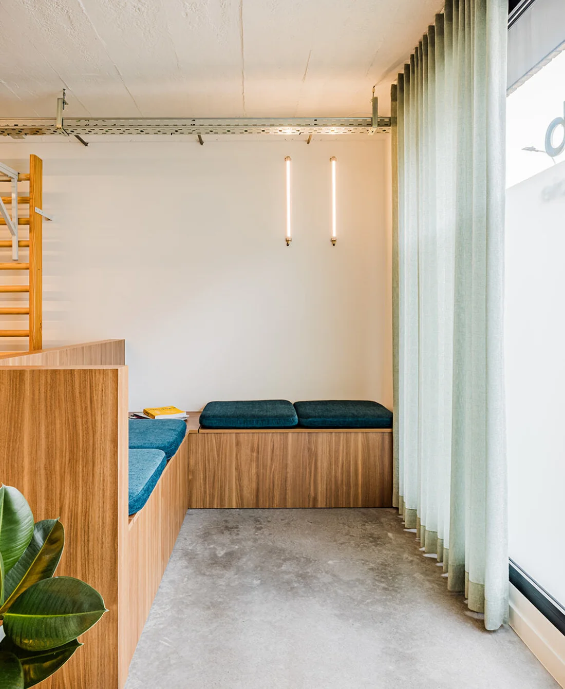 QUALITYLIVING SETREHAB BUROBONITO 11
