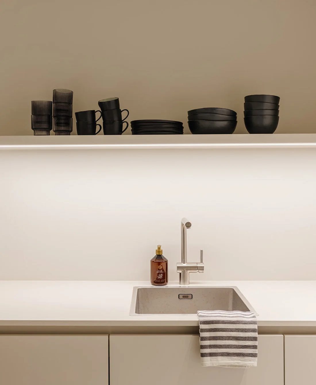 QUALITYLIVING OOGCENTRUMBUGGENHOUT BUROBONITO 2