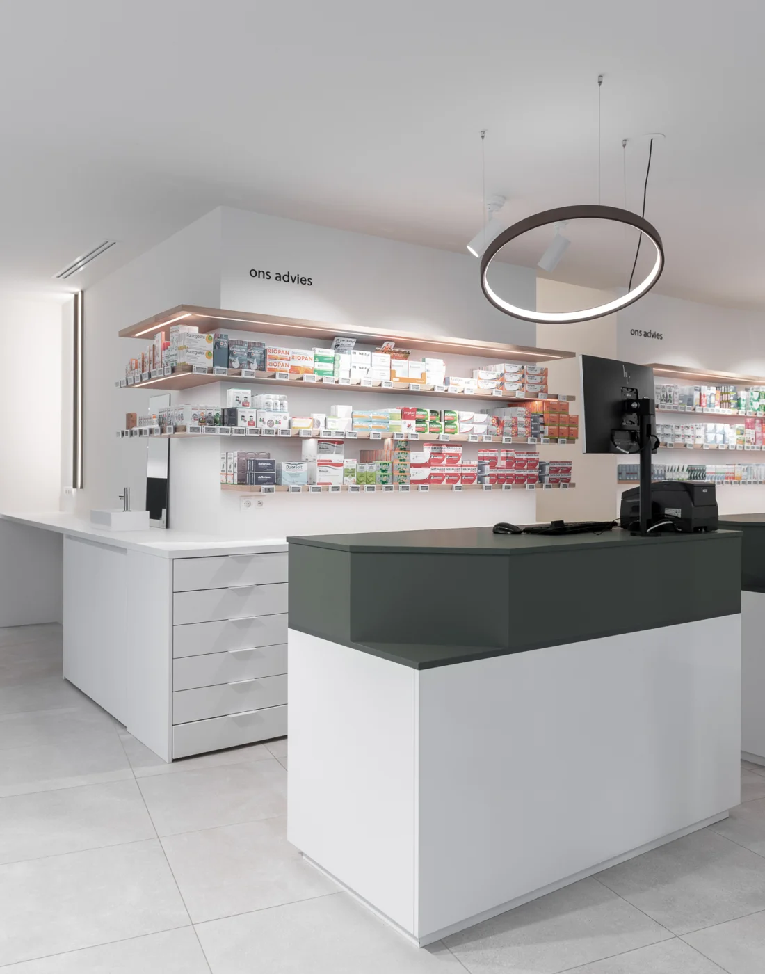 Studiovision qualityliving 201113 vilvoorde apotheekpeutie LR 019 SV5 8741