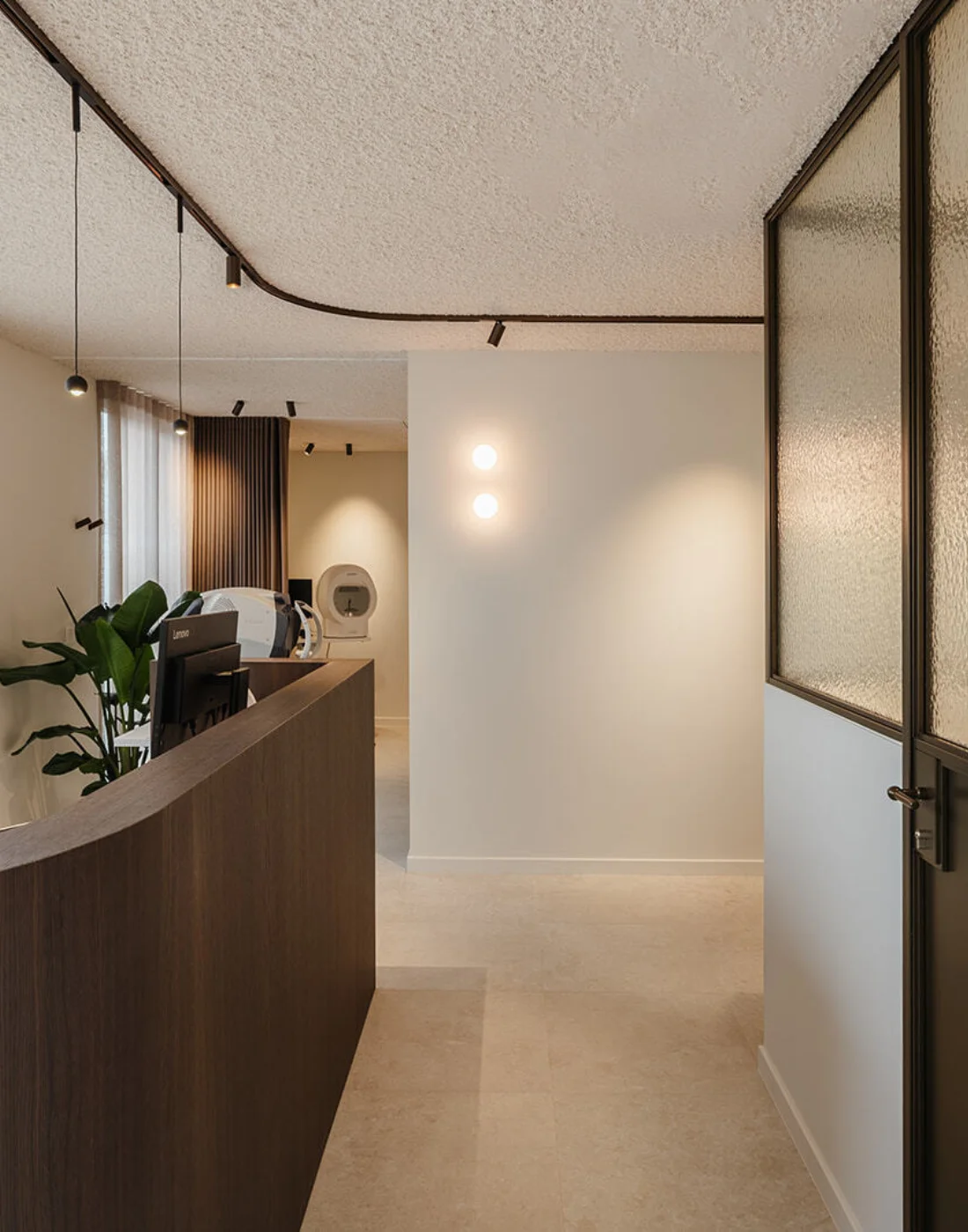 QUALITYLIVING OOGCENTRUMBUGGENHOUT BUROBONITO 13