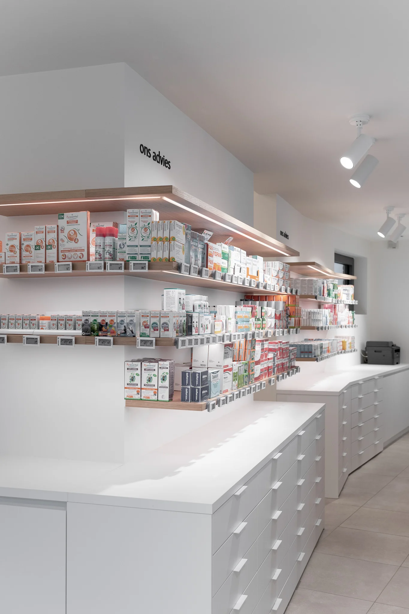 Studiovision qualityliving 201113 vilvoorde apotheekpeutie LR 015 SV5 8718