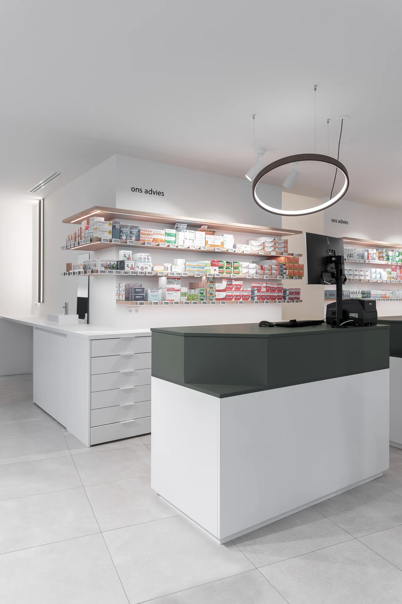 Studiovision qualityliving 201113 vilvoorde apotheekpeutie LR 019 SV5 8741