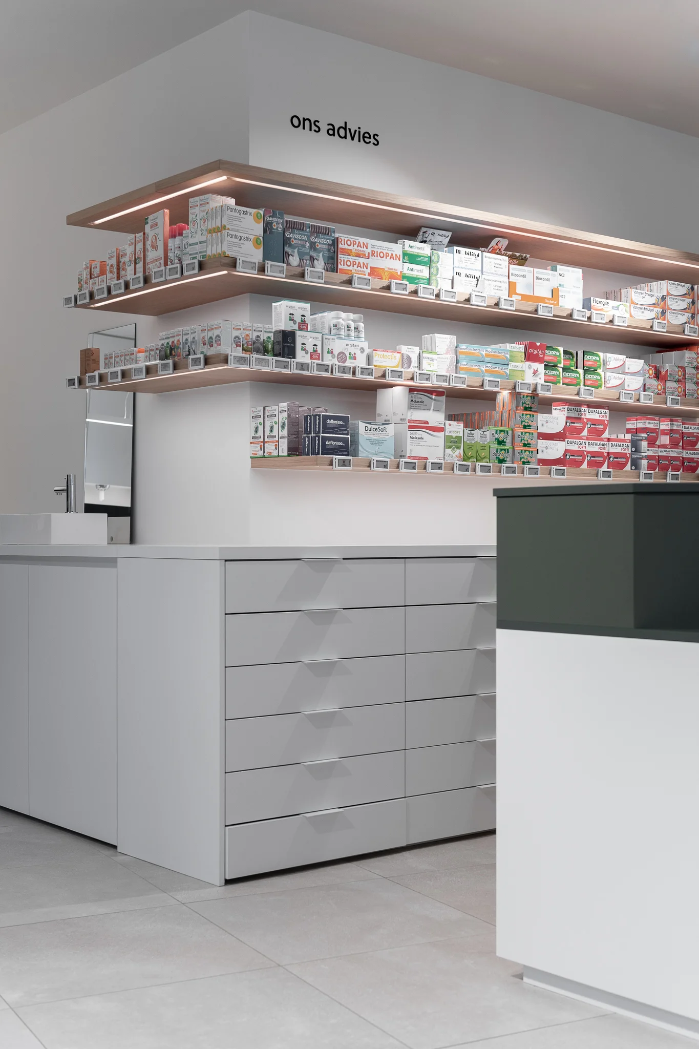 Studiovision qualityliving 201113 vilvoorde apotheekpeutie LR 021 SV5 8754