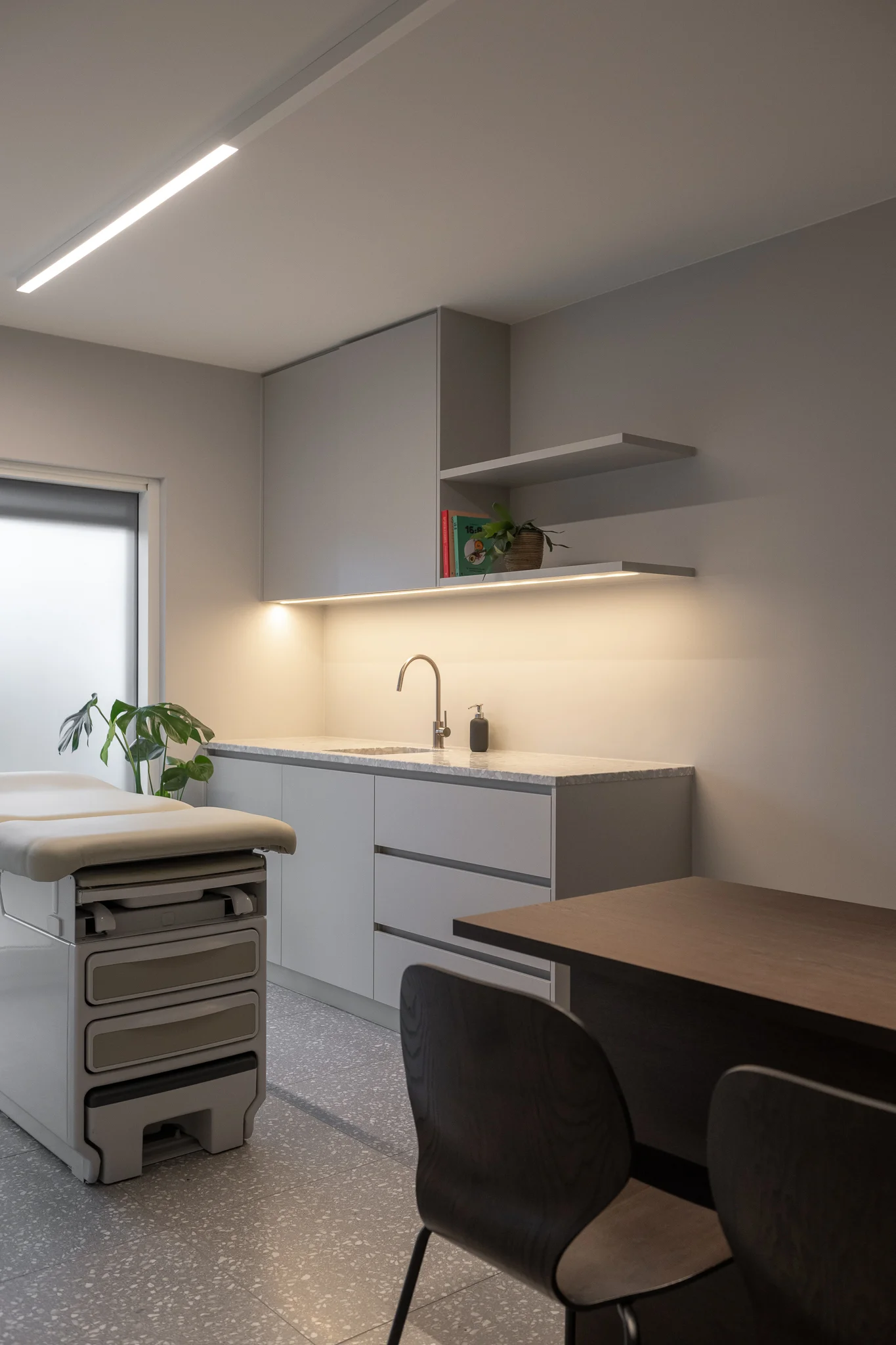 Dokterspraktijk inrichting Merksem Quality Living 11