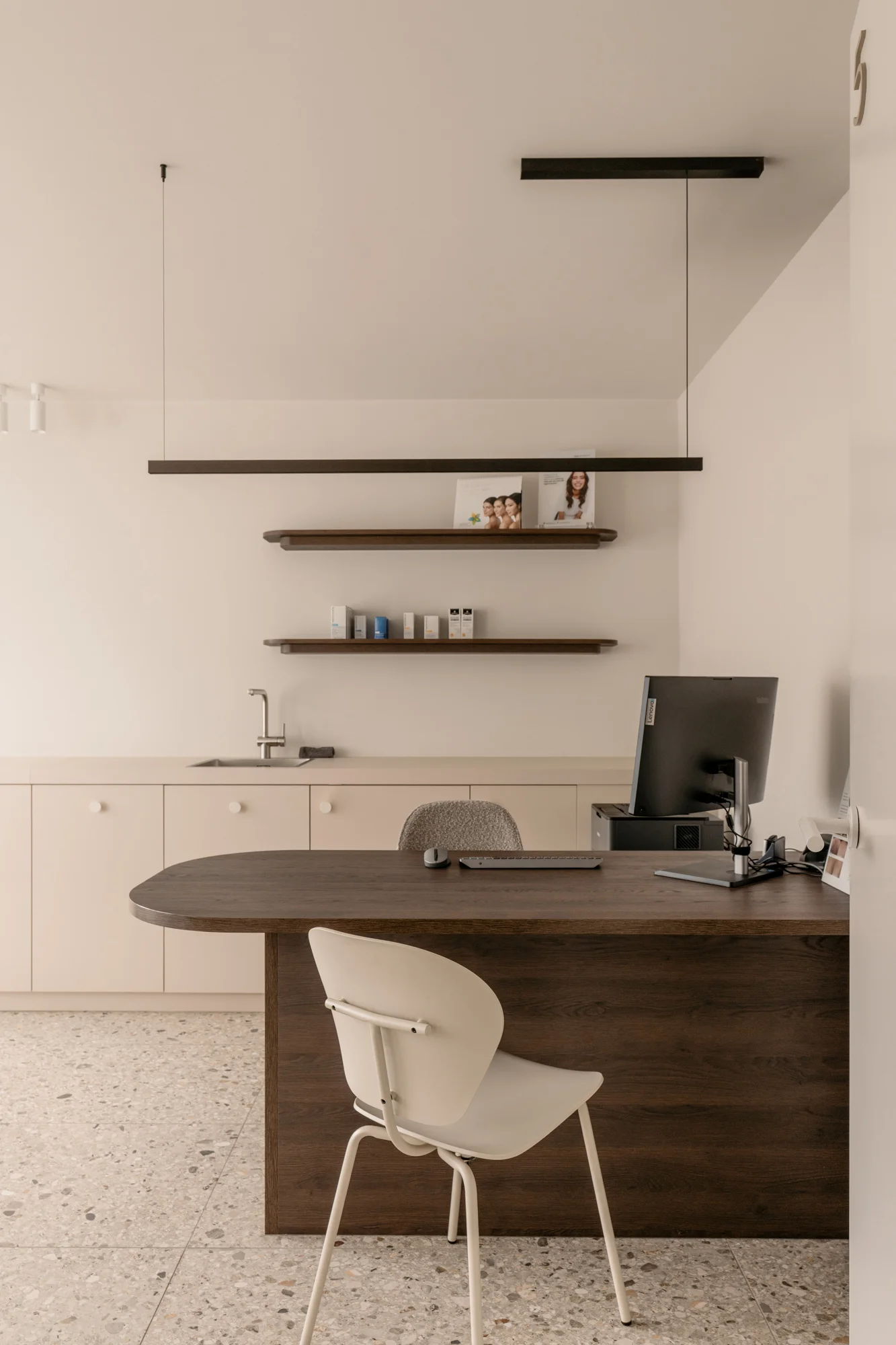 Dermatologisch centrum inrichting Schilde Quality Living 20