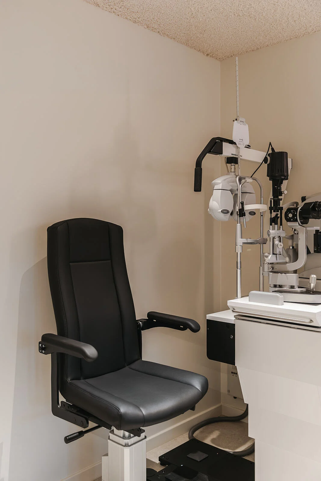 QUALITYLIVING OOGCENTRUMBUGGENHOUT BUROBONITO 33